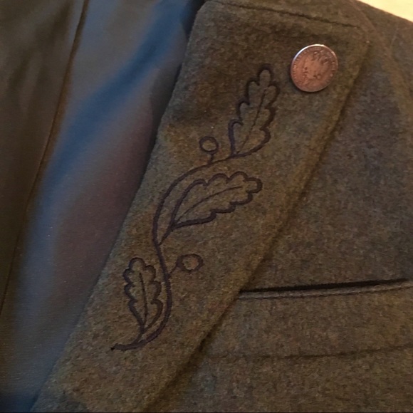 Wool short jacket - Picture 3 of 4